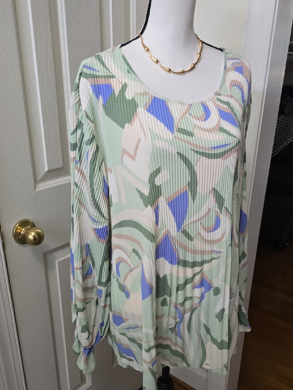NINE WEST BRAND WOMEN'S PLUS SIZE BEAUTIFUL GREEN LONG SLEEVES PLEATED BLOUSE 3X